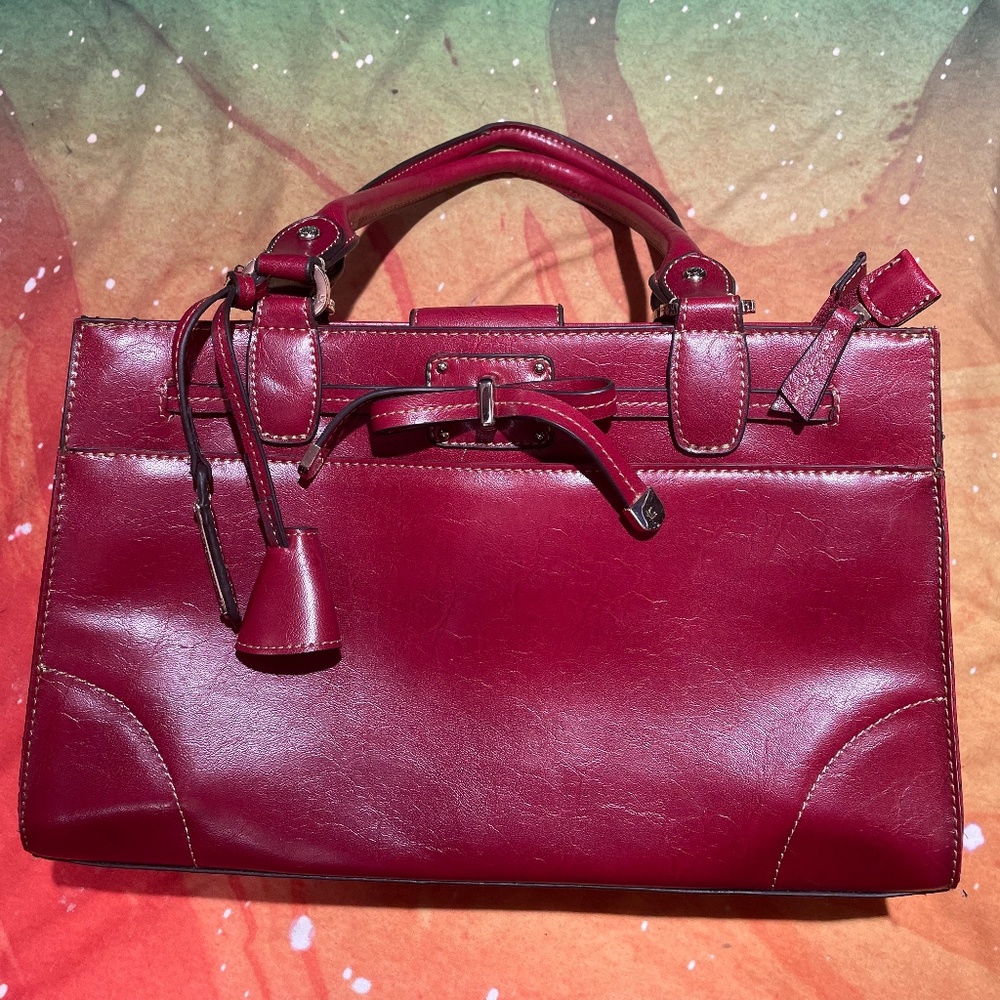 Liz Claiborne bag. Immaculate, NWOT, burgundy.